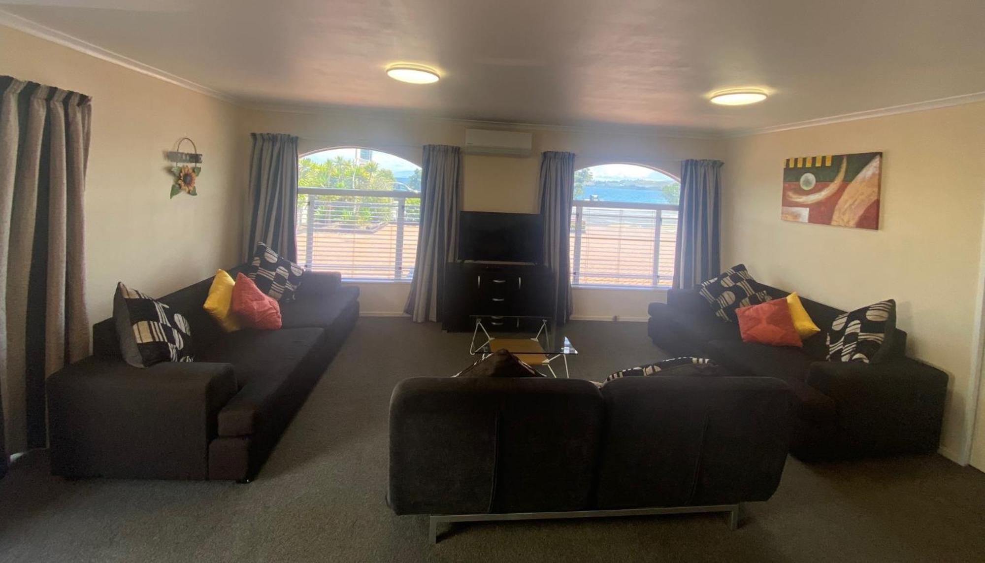 Lakeside Taupo Motel Dış mekan fotoğraf