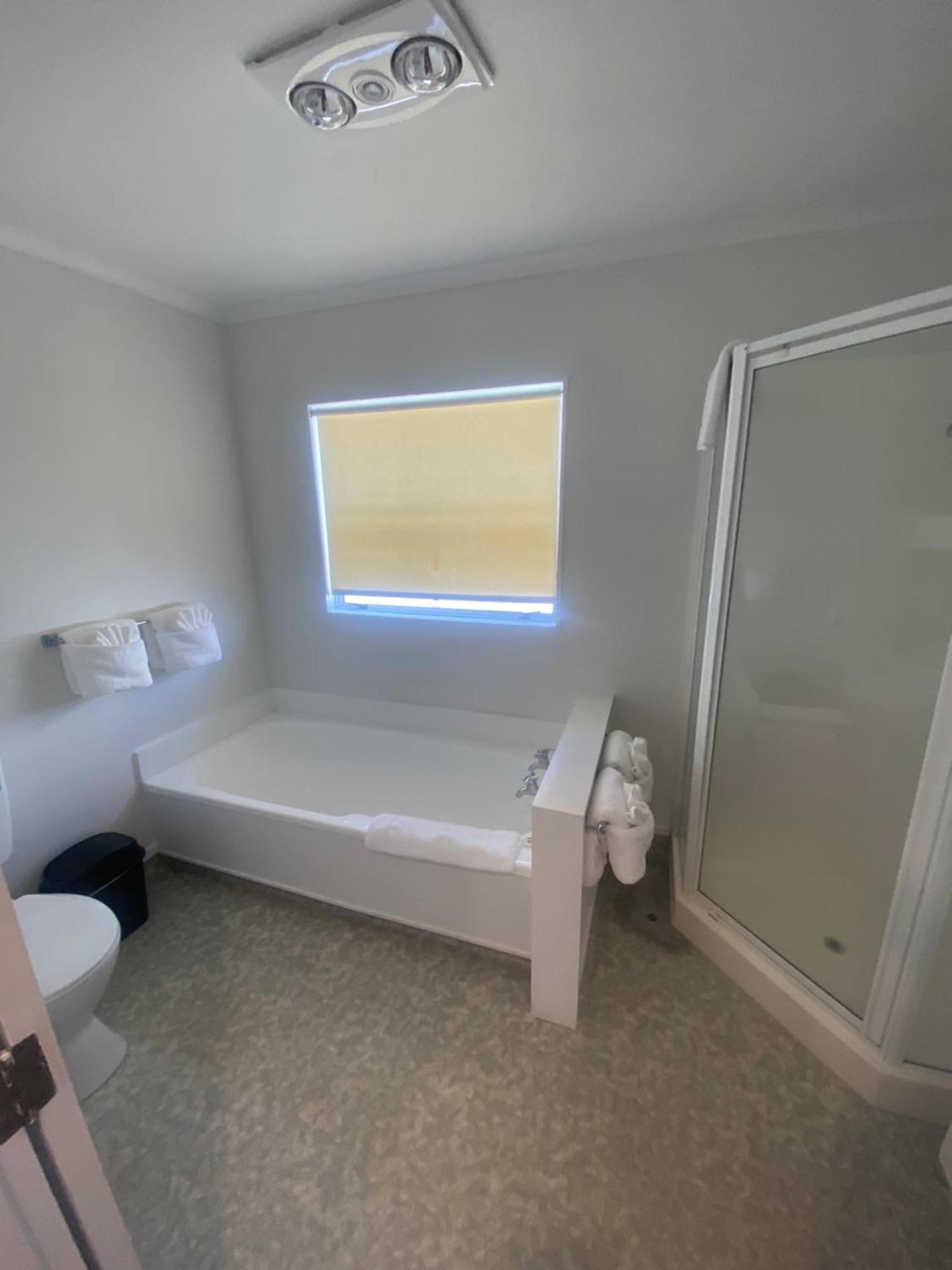 Lakeside Taupo Motel Dış mekan fotoğraf