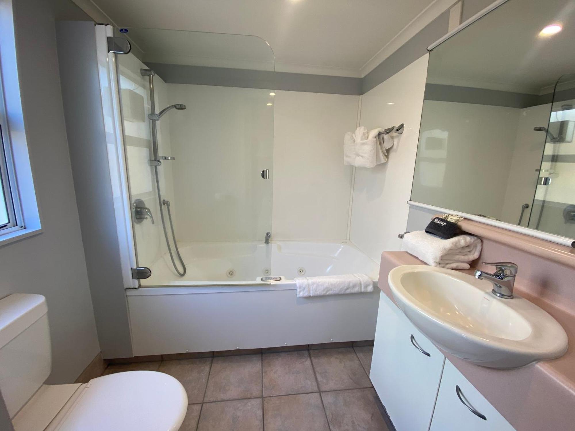 Lakeside Taupo Motel Dış mekan fotoğraf