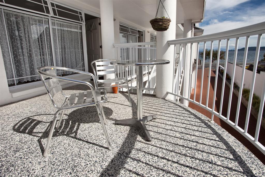 Lakeside Taupo Motel Dış mekan fotoğraf